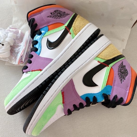 Women air jordan 1 mid size 7 - Picture 4 of 7